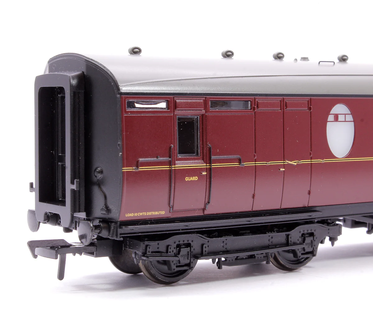 34-437A LNER Thompson Brake Composite Corridor BR Maroon No. E1193E - Image 4