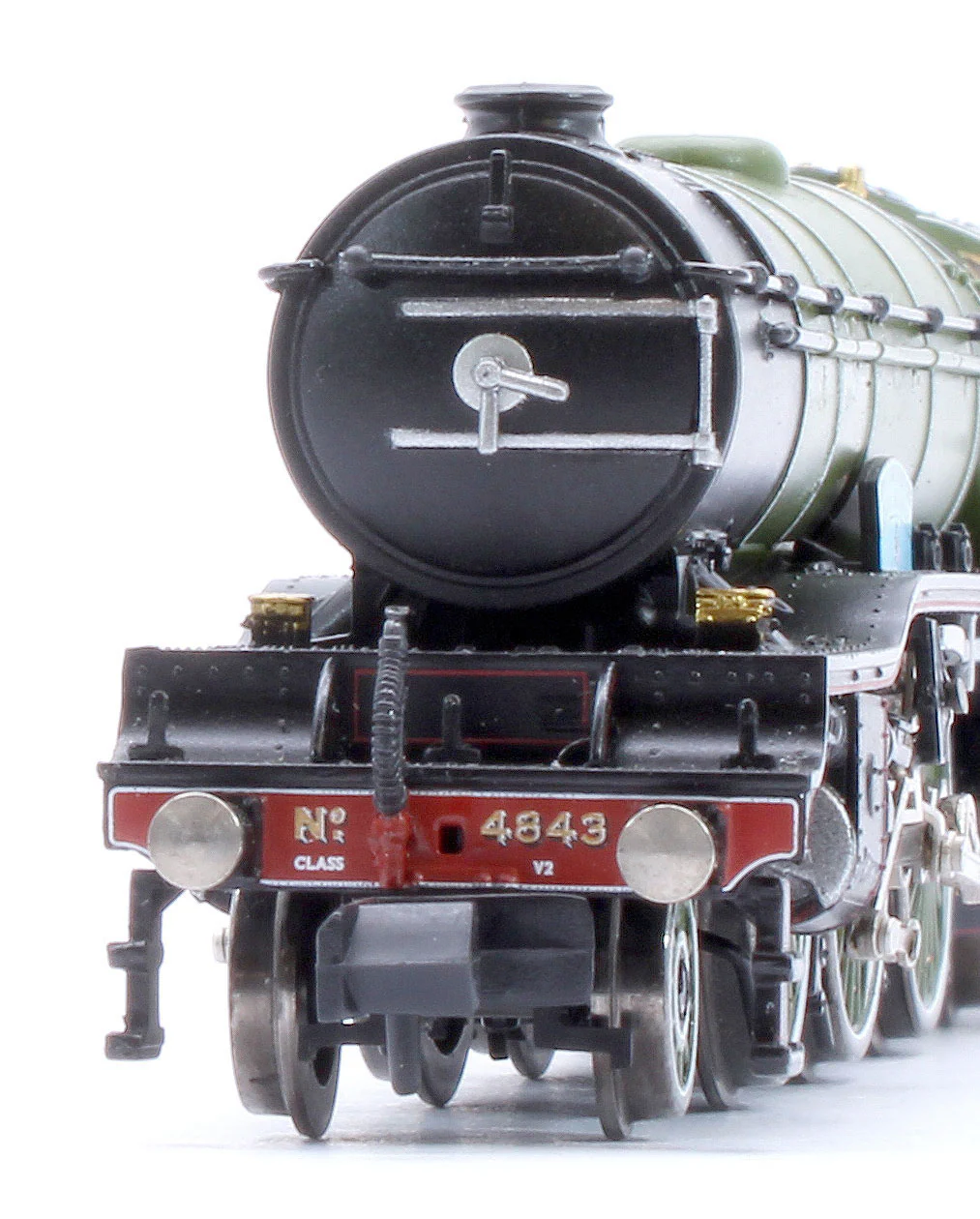372-611 LNER V2 4843 'Kings Own Yorkshire Light Infantry' LNER Lined Green Steam Locomotive - Image 9