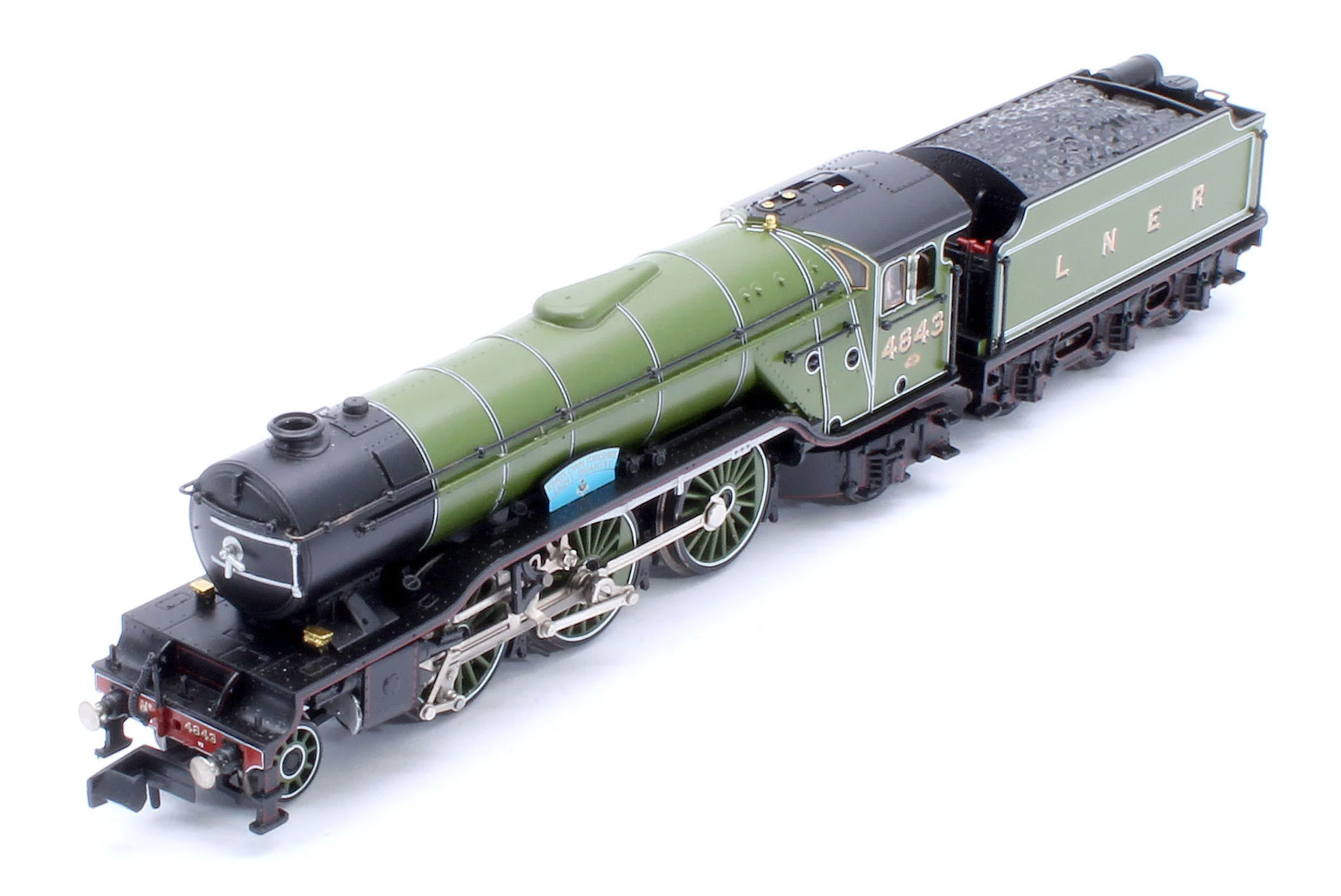 372-611SF LNER V2 4843 'Kings Own Yorkshire Light Infantry' LNER Lined Green Steam Locomotive - DCC Sound - Image 11