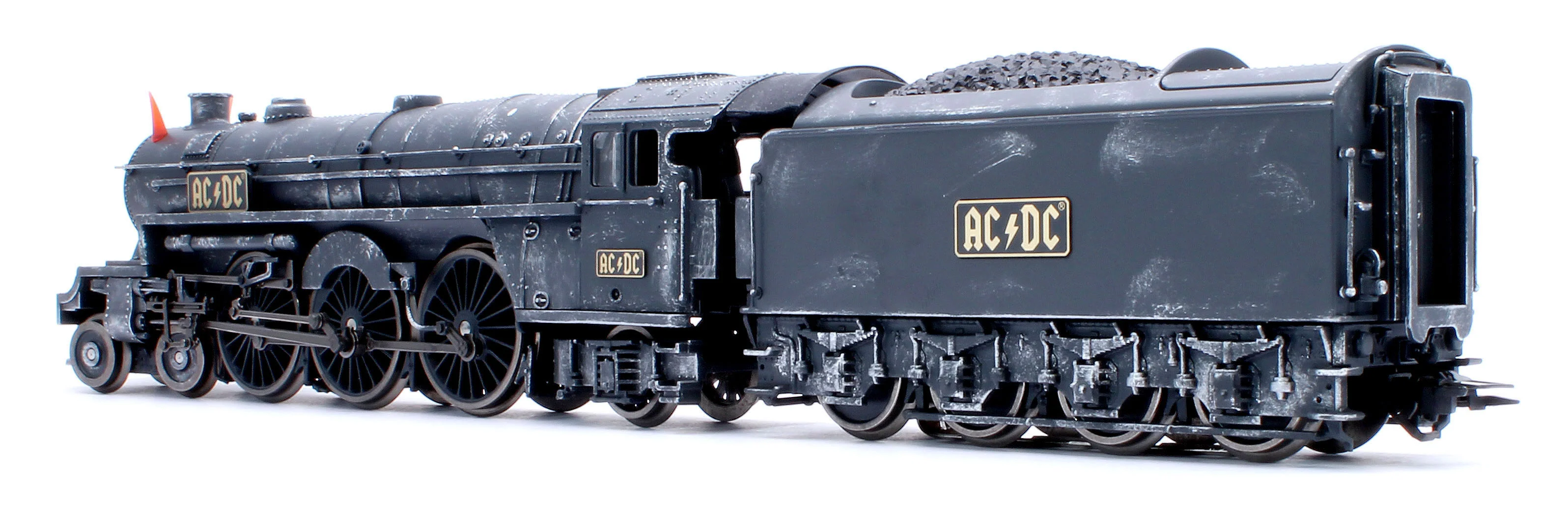 MN39966 AC/DC Black Ice Steam Locomotive - AC-Sound - Image 2