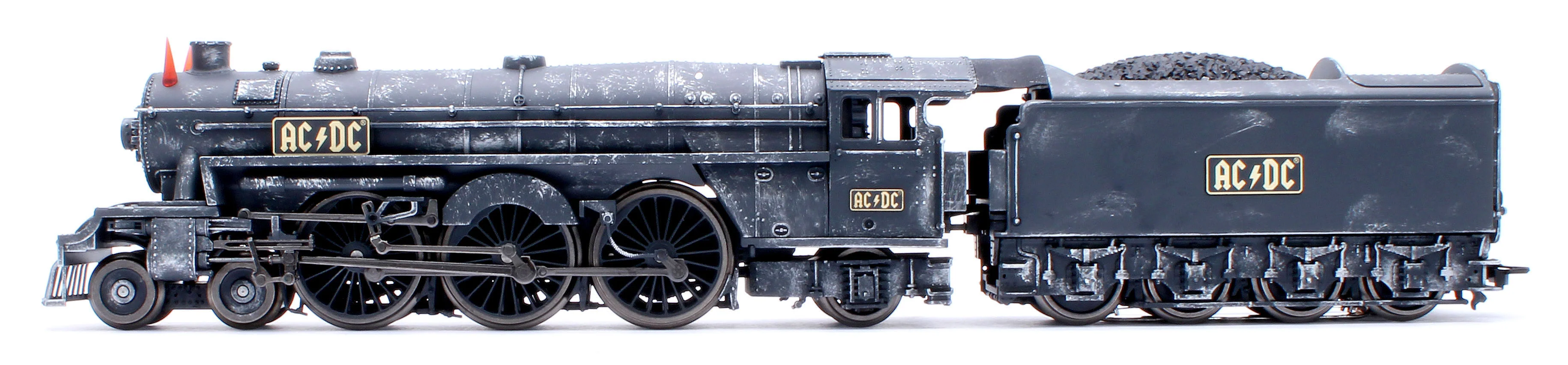 MN39966 AC/DC Black Ice Steam Locomotive - AC-Sound - Image 5