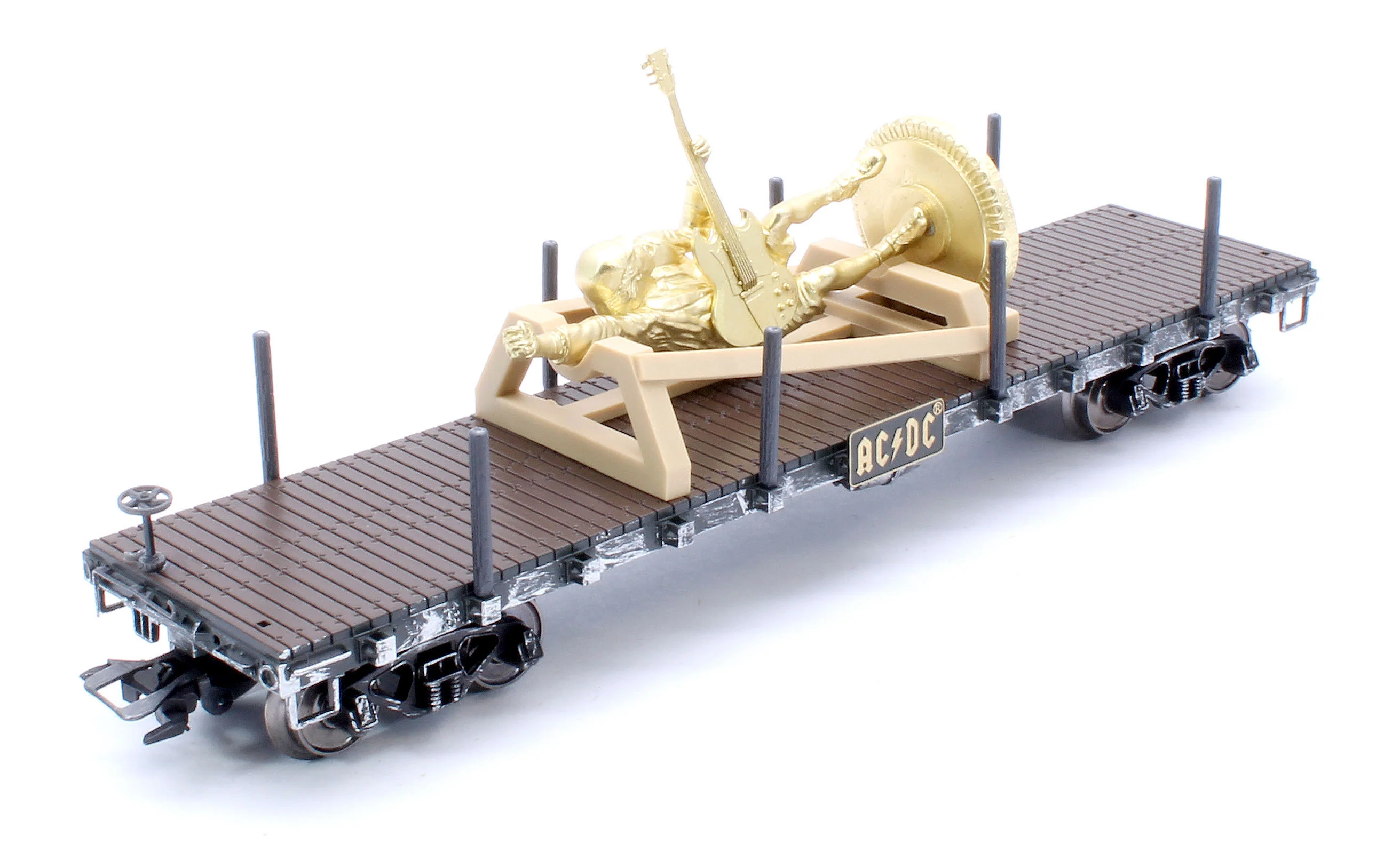 MN48837 AC/DC Stiff Upper Lip Wagon - Image 4