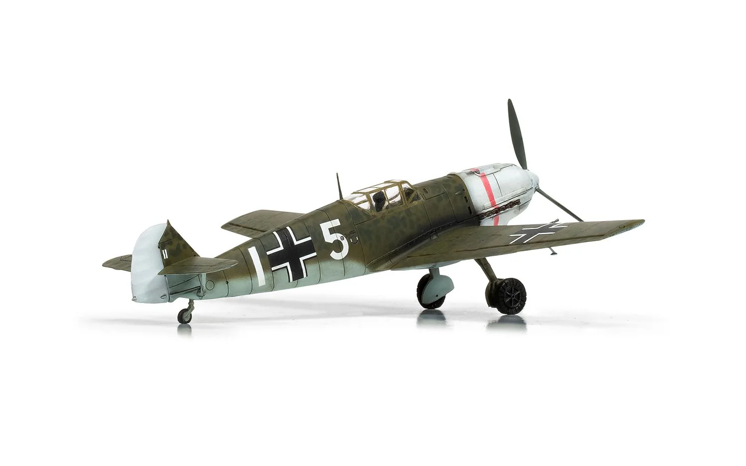 A01008B Messerschmitt Bf109E-4 Model Kit - Image 5