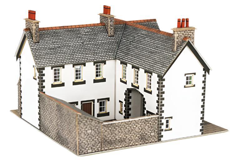 PN128 Coaching Inn Building Kit - Image 2