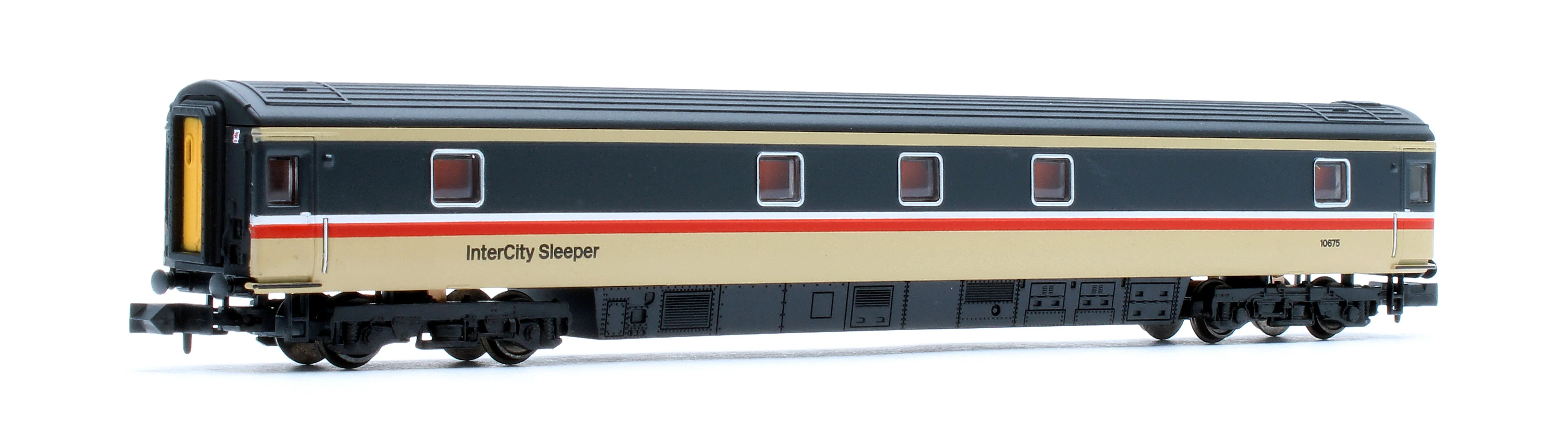 2P-006-010 Mk 3 Sleeper Intercity Executive 10675 - Image 2
