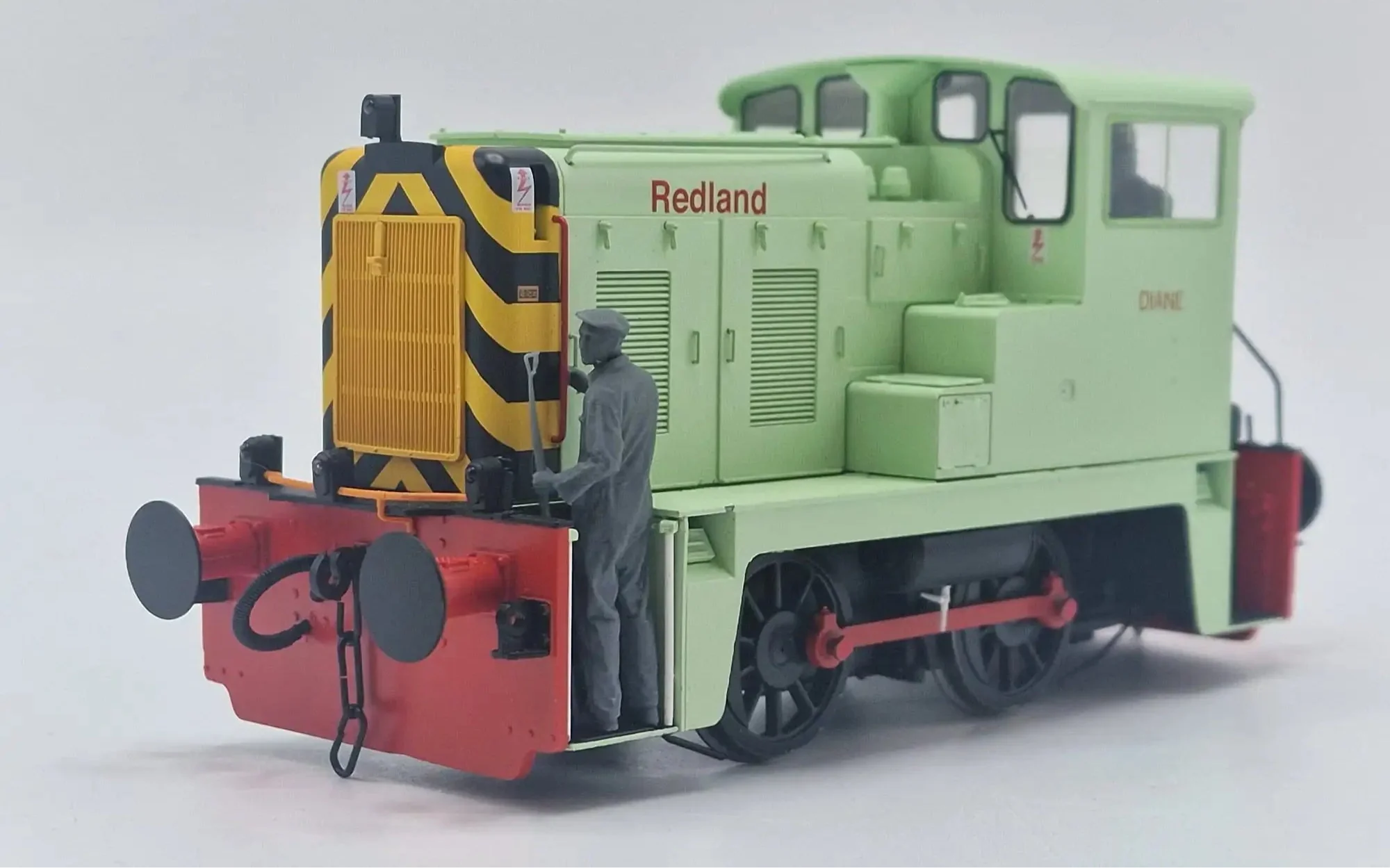 10238-043 O Gauge Loco Specific Crew - Class 02 Industrial Crew - Image 3