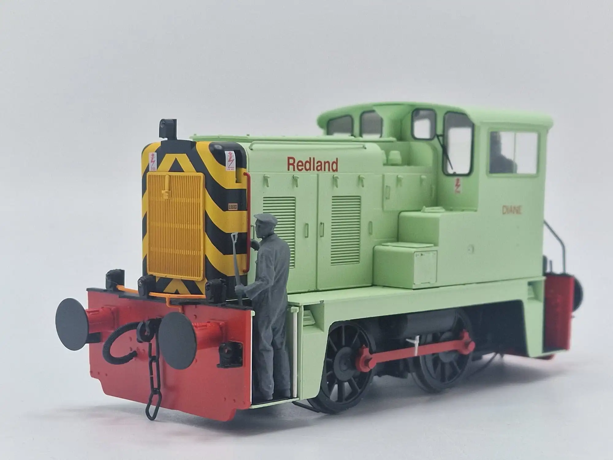 10238-076 OO Gauge Loco Specific Crew - Class 02 Industrial Crew - Image 3