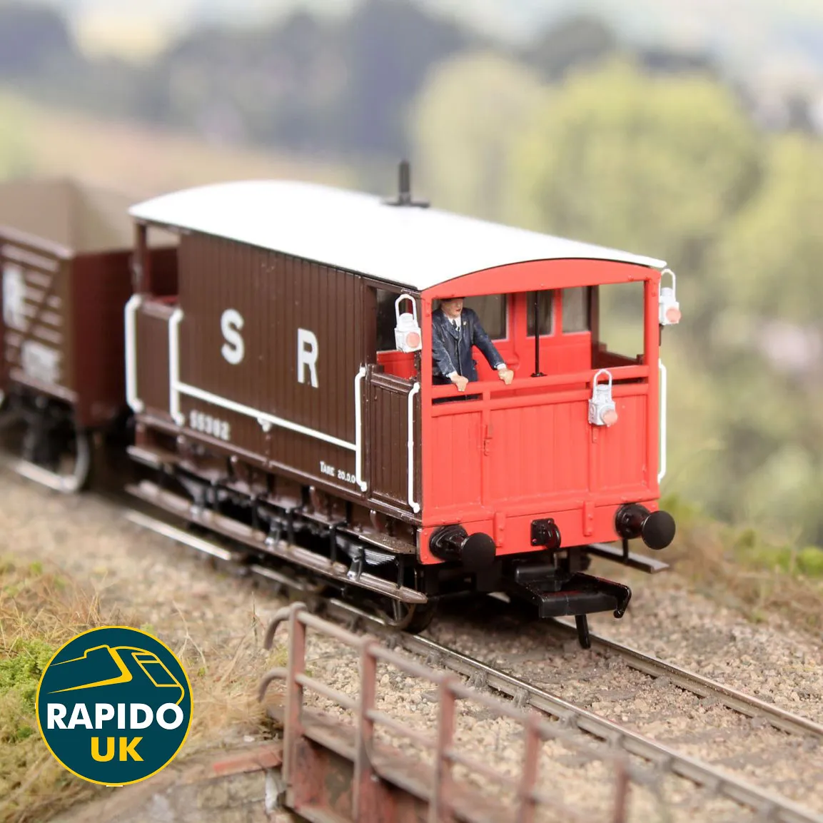 11232-148 N Gauge Loco Specific Crew - Rapido SECR Brake Van Pack - Image 2