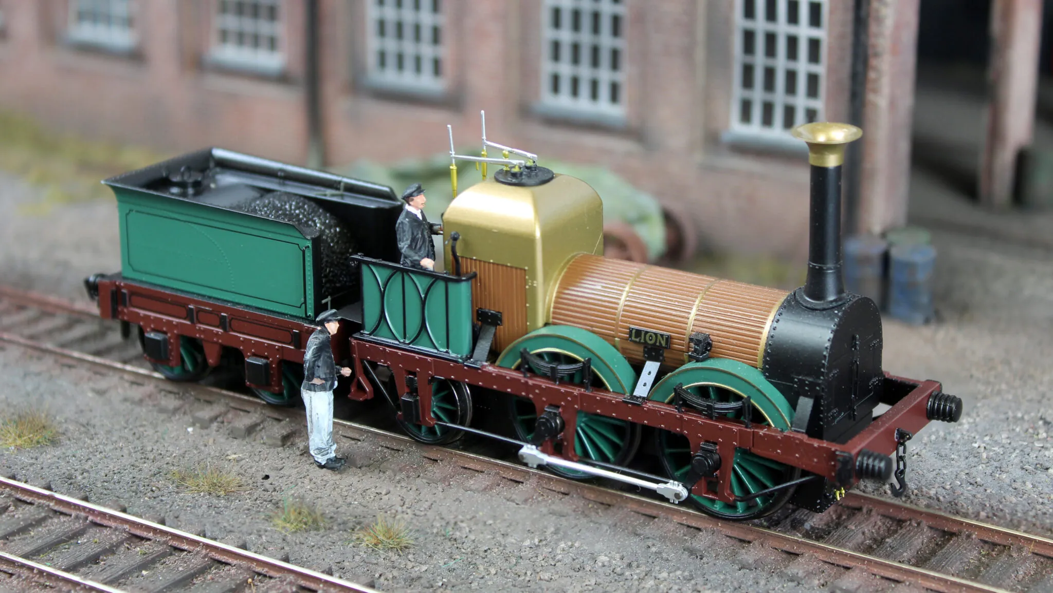 11236-076 OO Gauge Loco Specific Crew - Rapido LMR 1930s Lion Crew Pack - Image 3