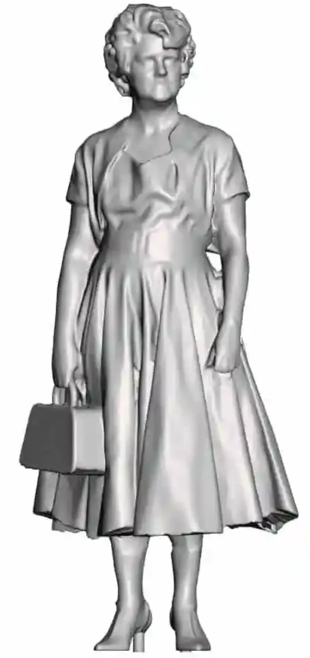 1600-043 O Gauge - Town & Country - 1950s Lady