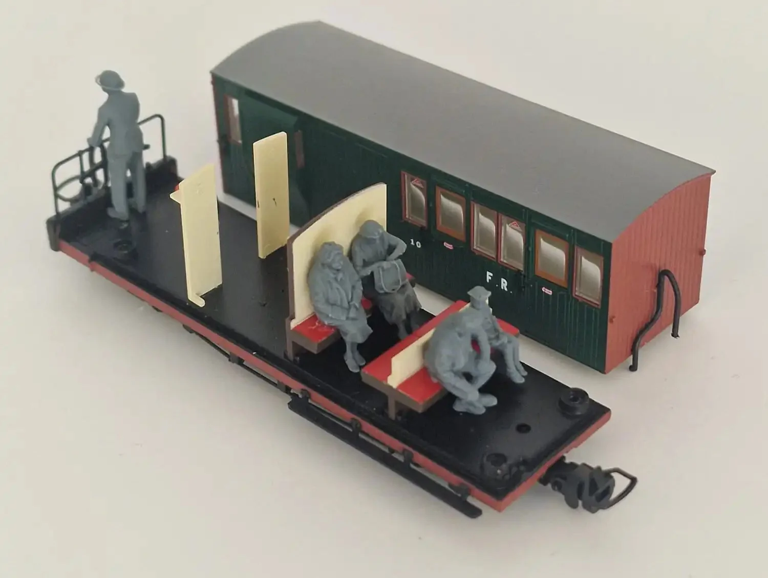 1694-076 OO Gauge Railway & Lineside - FR 1930’s Brake Passengers - Image 2