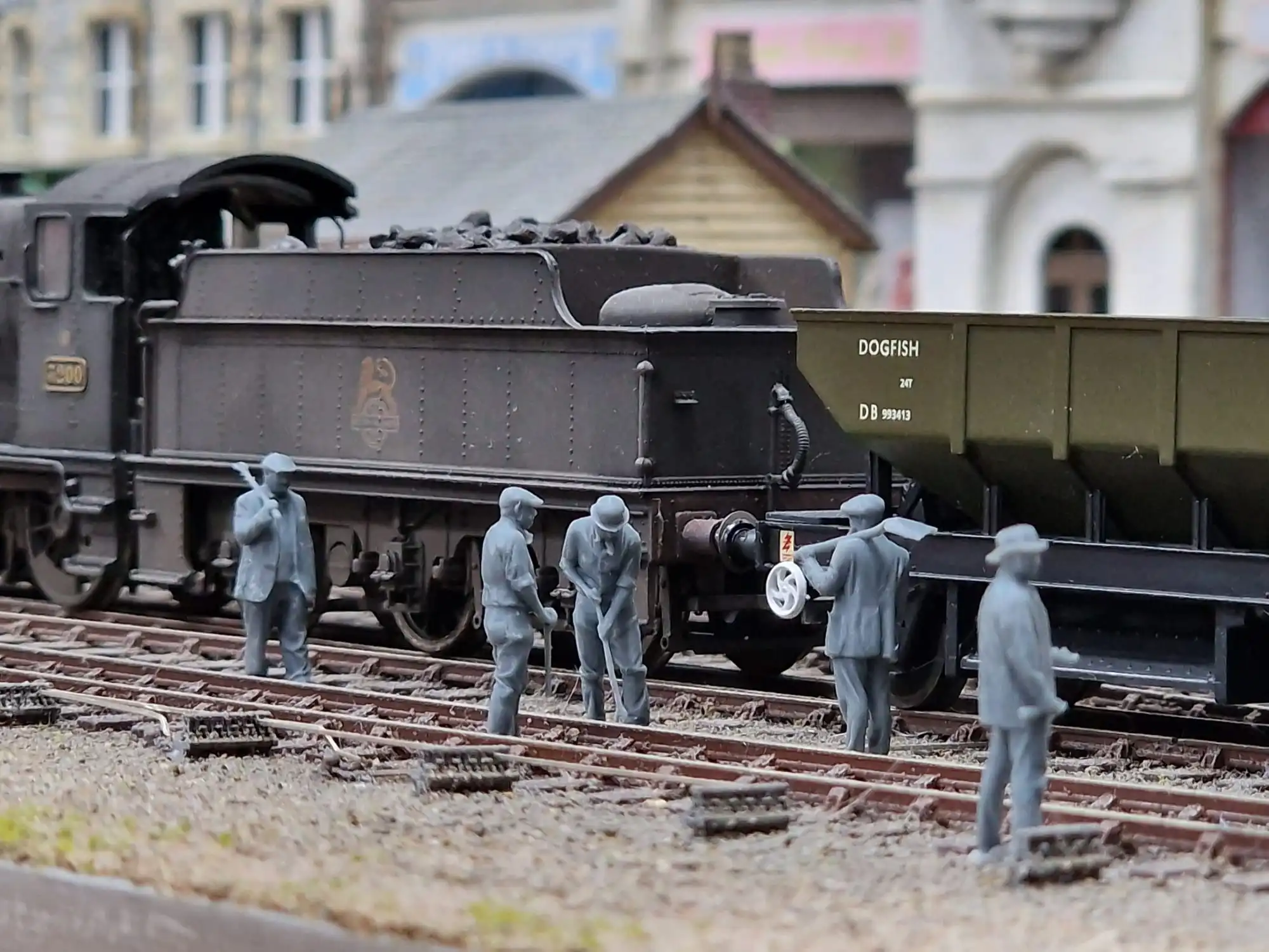 9034-148 N Gauge 1948-1968 British Railways - PW Gang Bundle - Image 2