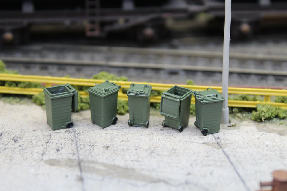 BSWBGRN5 Modern Wheelie Bins - Pack of 5 - GREEN BINS