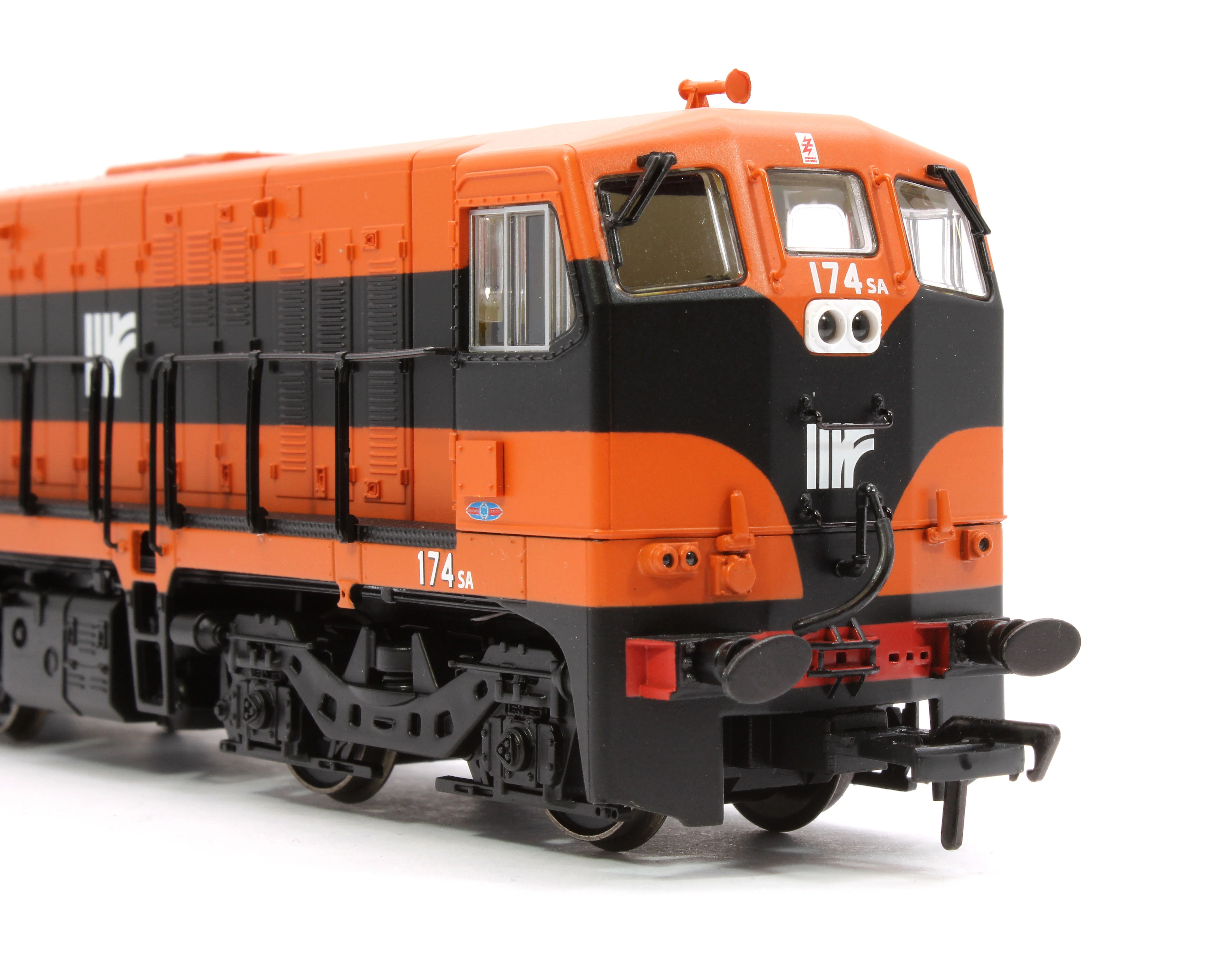 MM0174A Class 141 Irish Railways (IR) No.174s Diesel Locomotive - Image 10