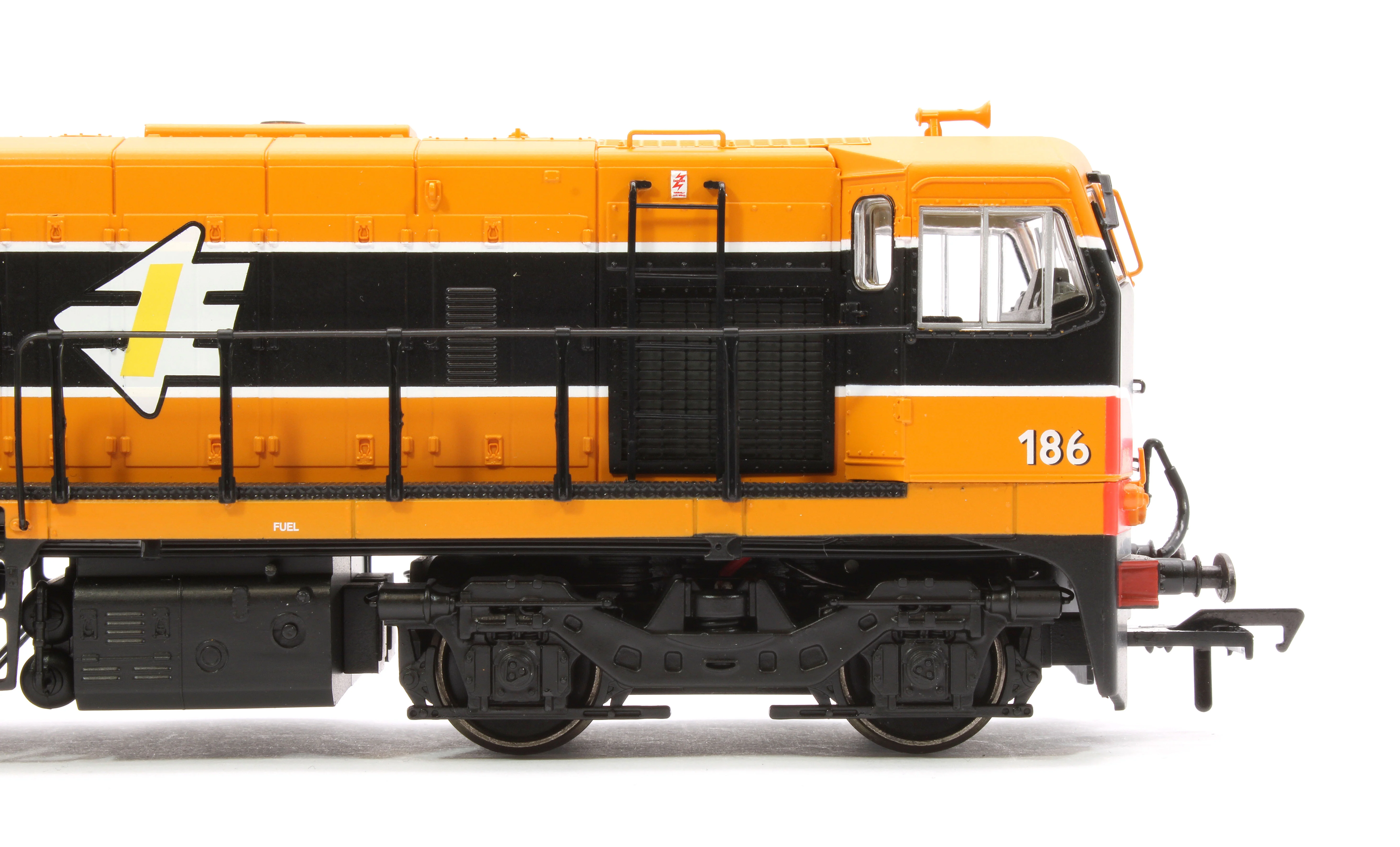 MM0186A Class 181 Iarnród Éireann (IE) no. 186 Diesel Locomotive - Image 8