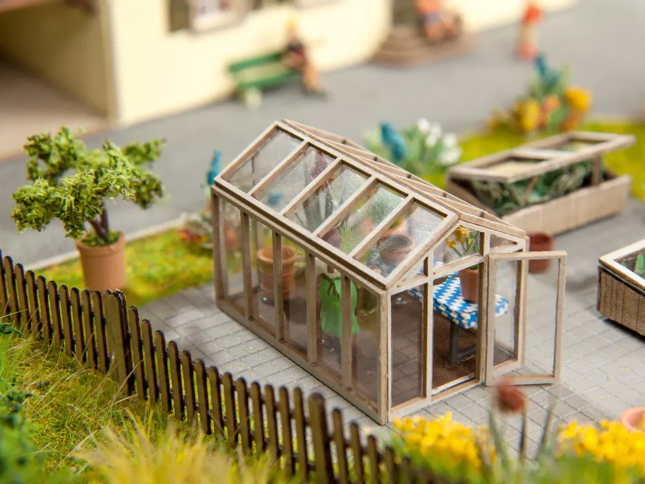 N14357 Greenhouse Laser Cut Minis Kit - Image 2