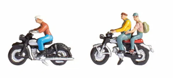 N15904 Motorcyclists (2) Figure Set