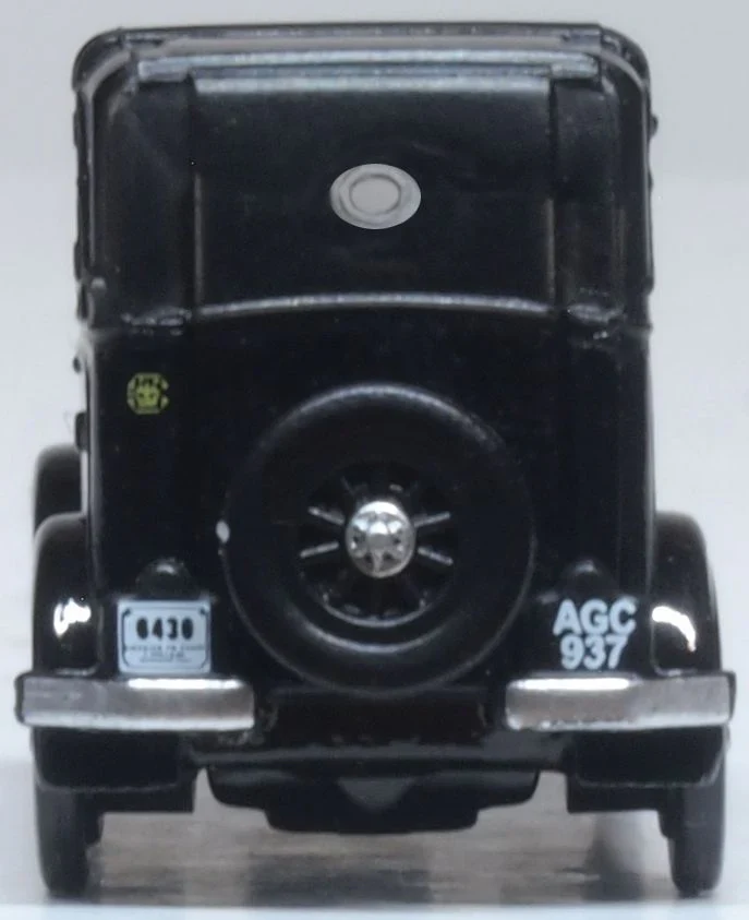 120AT001 Austin Low Loader Taxi Black - Image 4