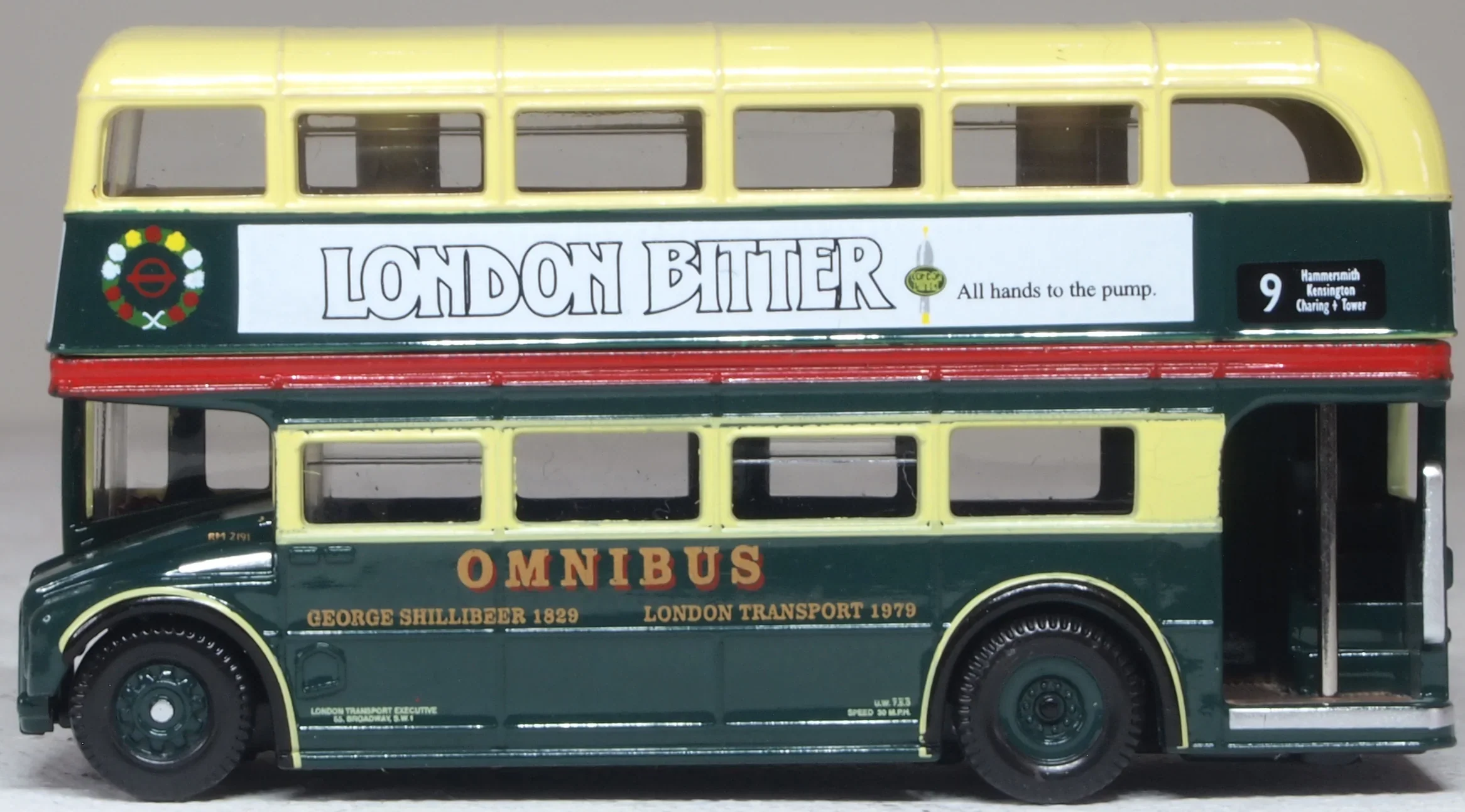 120RM002 Routemaster Bus Shillibeer - Image 2