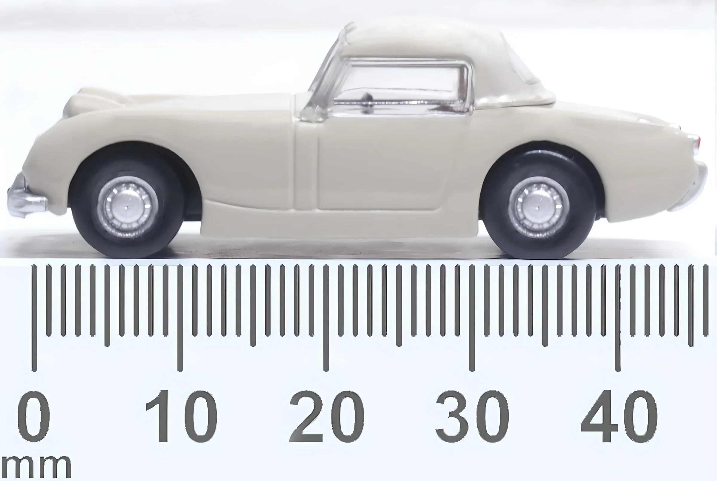 76AHF004 Austin Healy Frogeye Sprite Nevada Beige - Image 6