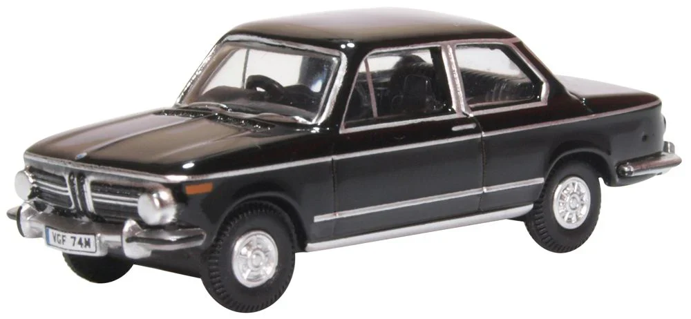 76BM02004 BMW 2002 Black