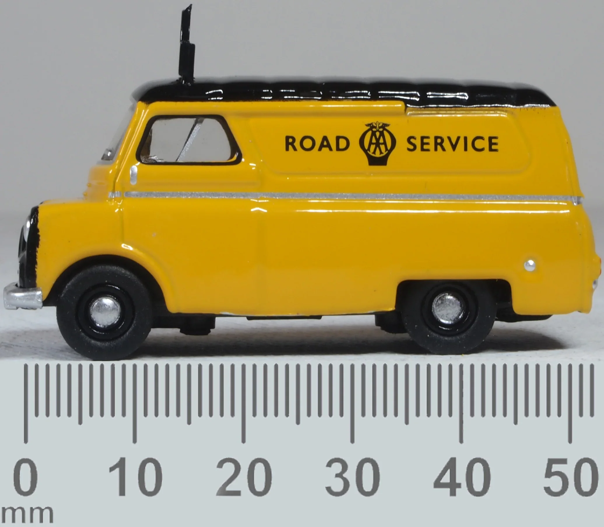 76CA031 Bedford CA Van AA - Image 2