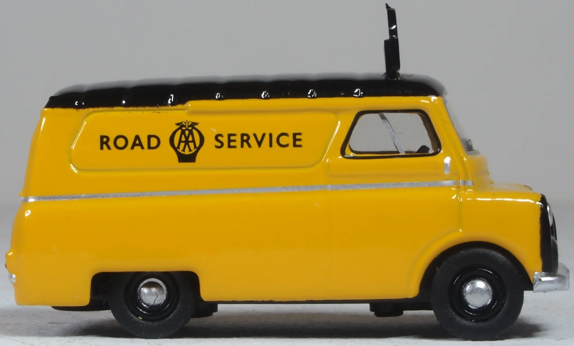 76CA031 Bedford CA Van AA - Image 4