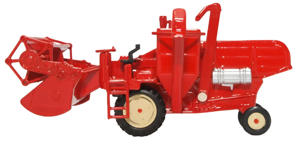 76CHV001 Combine Harvester Red - Image 2
