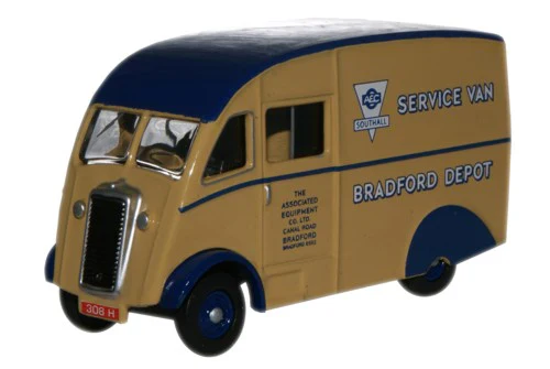 76CM006 Commer Q25 AEC Southall Service