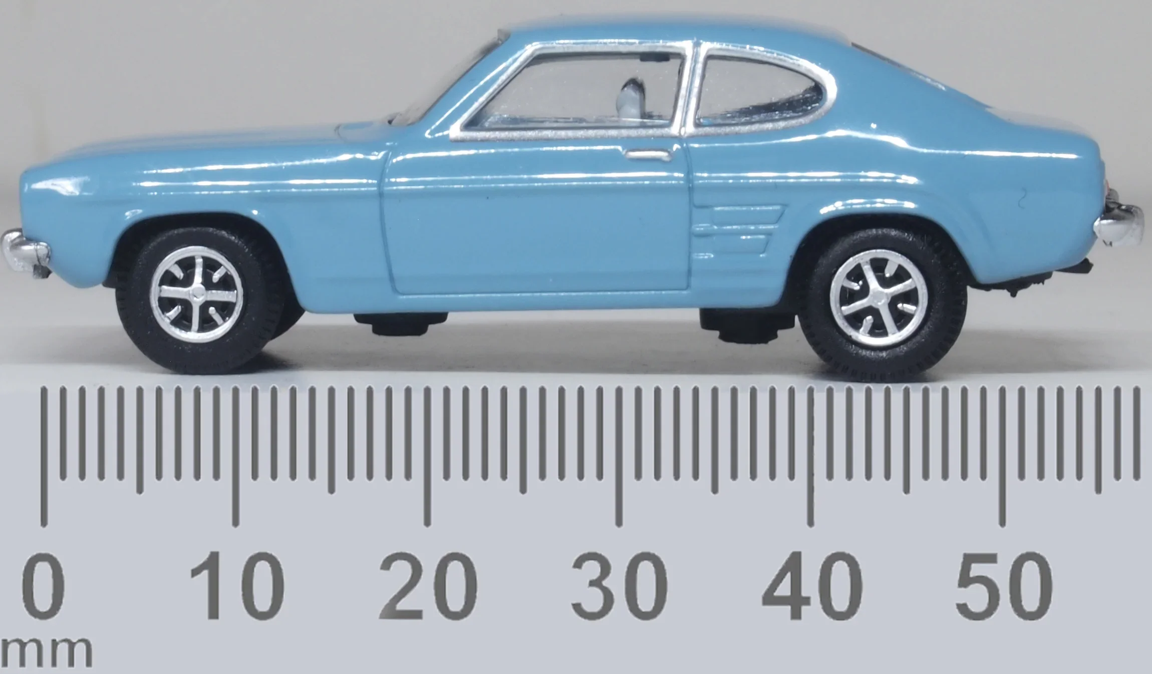 76CP005 Ford Capri Mk1 Light Blue/Nevilles Car Auf Wiedersehen Pet - Image 6