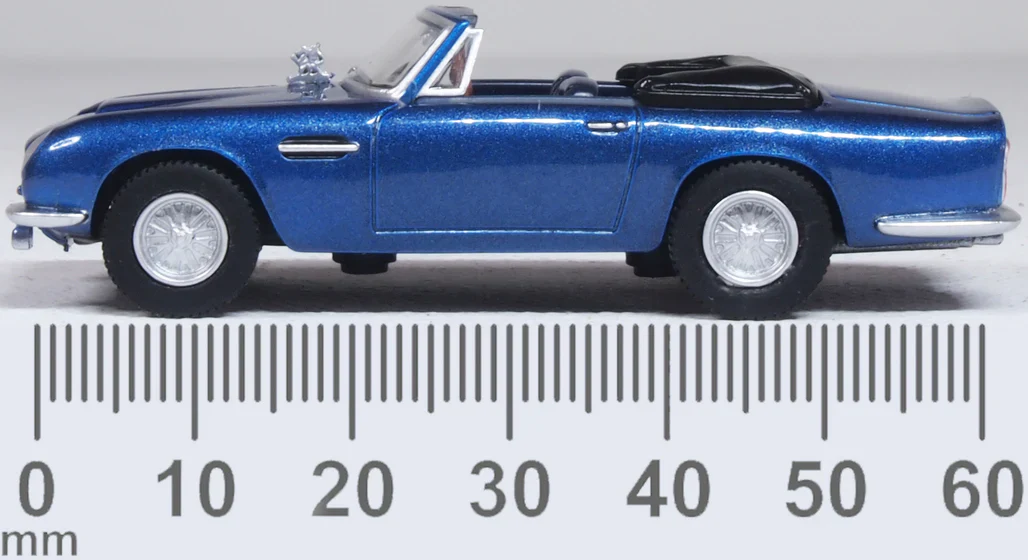 76DB6001 Aston Martin DB6 MkII Volante Blue (King Charles III) - Image 6