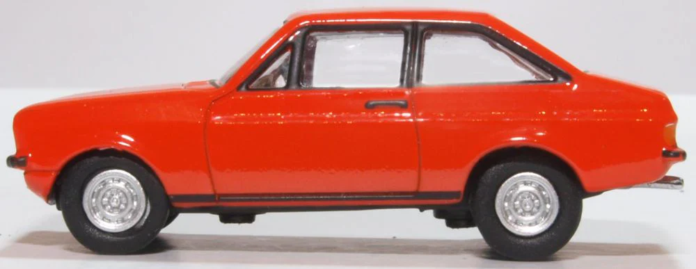 76ESC001 Ford Escort Mk2 Tango 1:76 Scale - Image 3