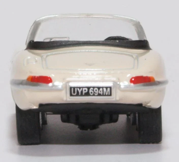 76ETYP013 Jaguar E Type White - Image 5