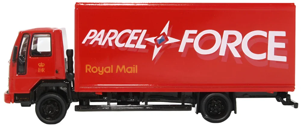76FCG005 Ford Cargo Box Van Parcelforce - Image 3