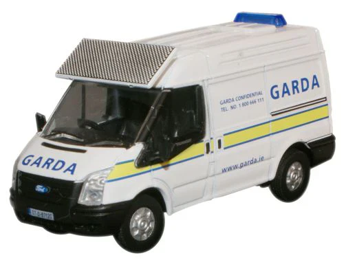76FT007 Ford Transit SWB Med. Mk5 Garda