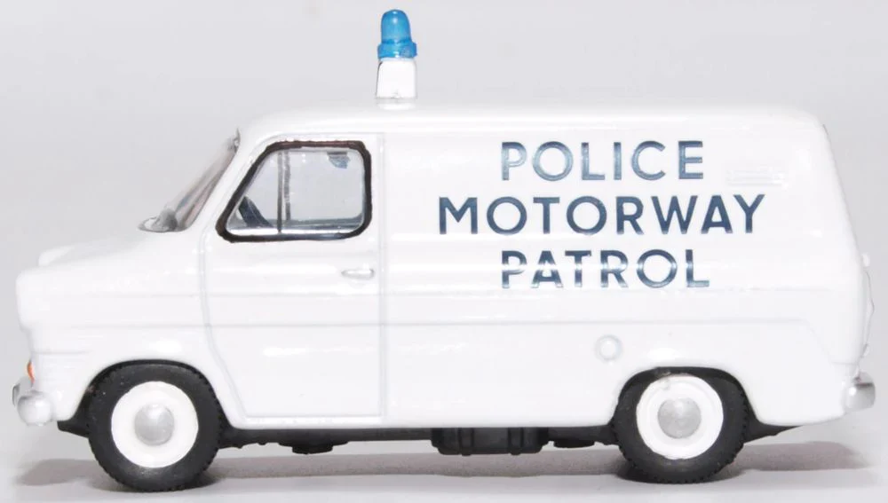 76FT1007 Ford Transit Mk1 Police Motorway Patrol Gwent - Image 3