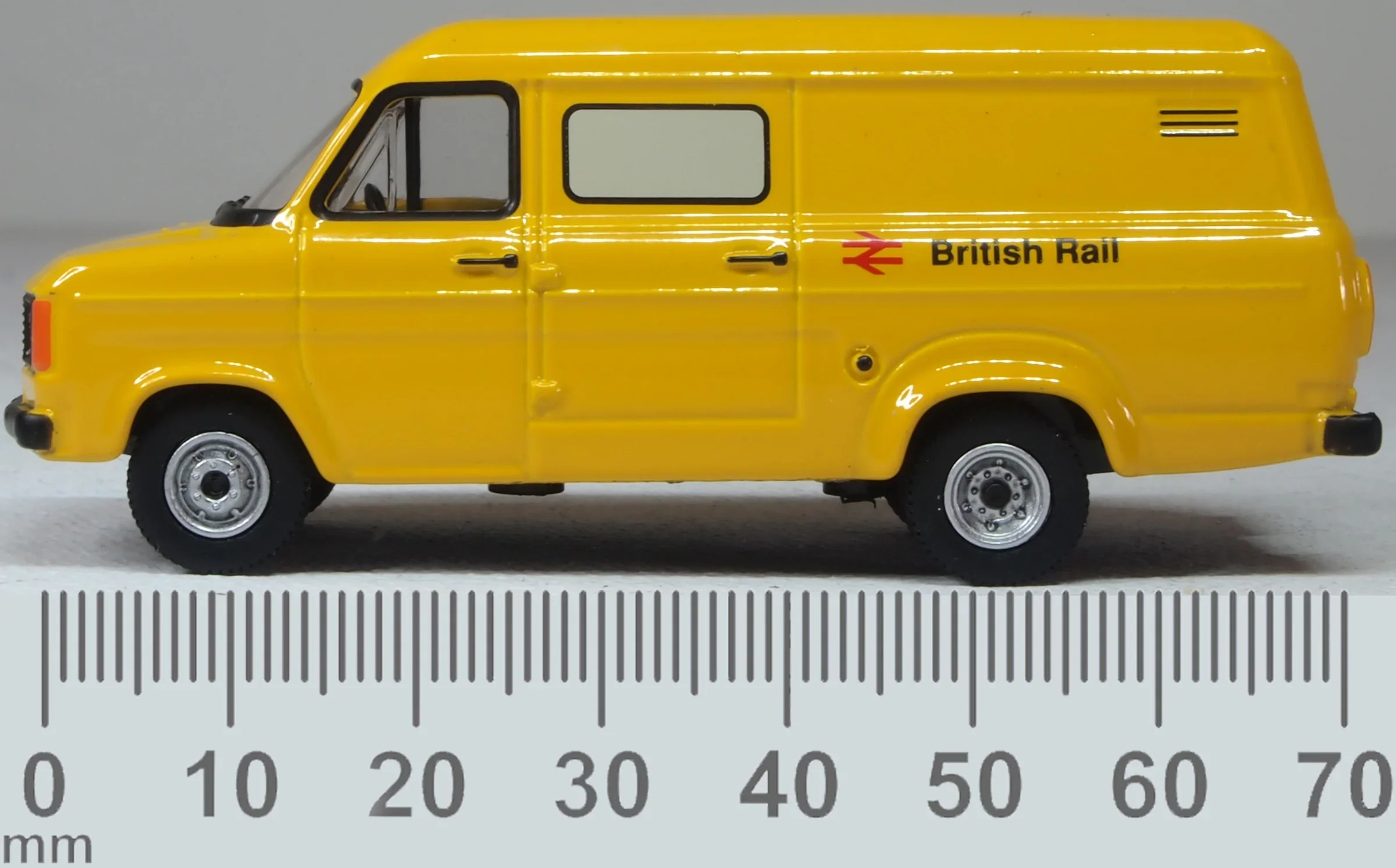 76FT2002 Ford Transit Mk2 Van British Rail - Image 6