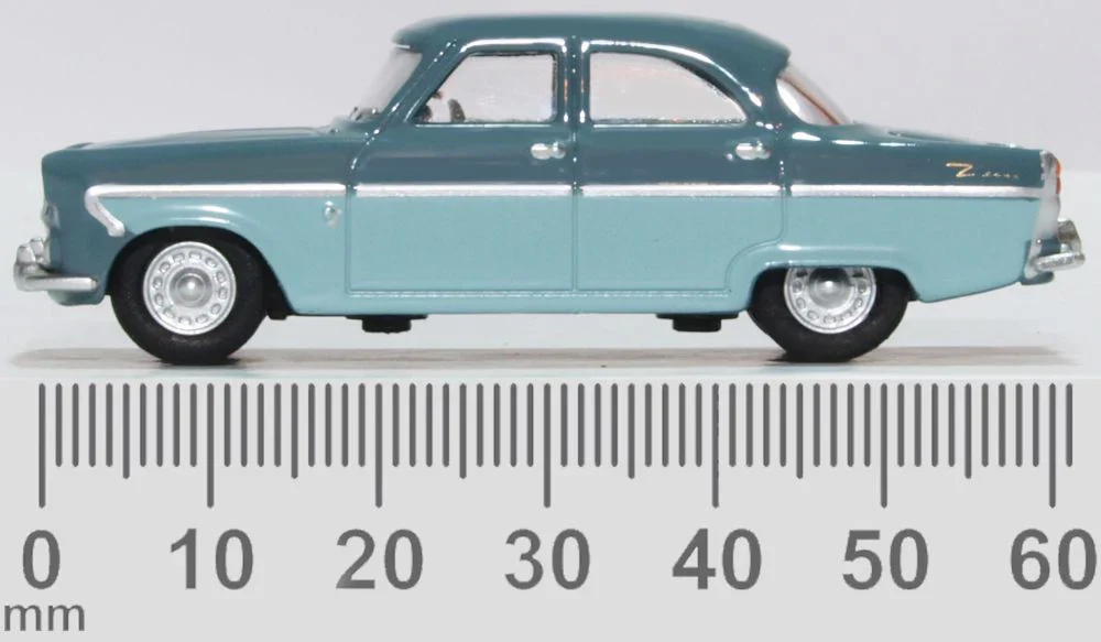 76FZ001 Ford Zodiac MkII Shark Blue/Pompadour Blue - Image 6