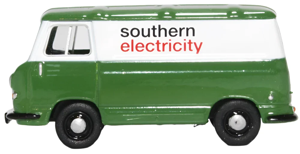 76J4003 Austin J4 Van Southern Electricity - Image 3