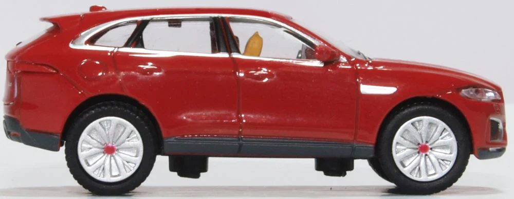 76JFP003 Jaguar F Pace Italian Racing Red - Image 4