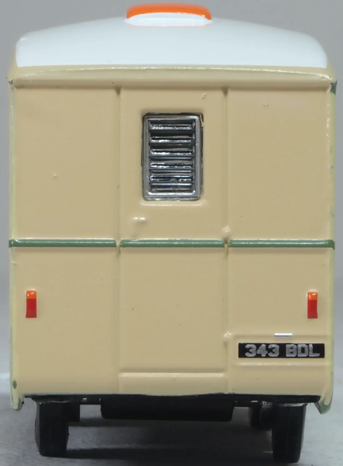 76JM025 Morris J2 Paralanian 1963 Sage Green/Pale Ivory - Image 5