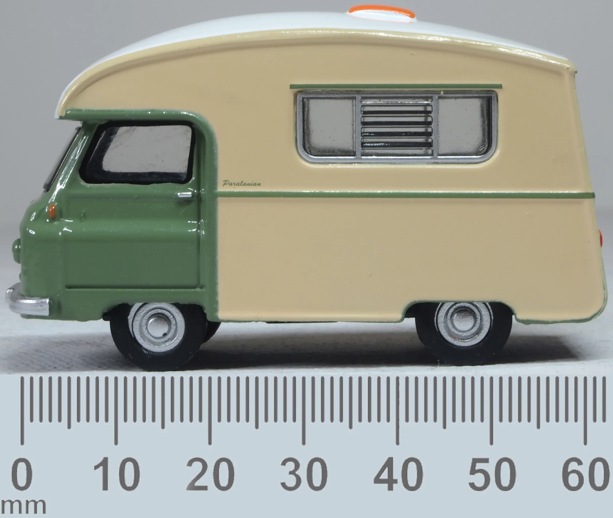76JM025 Morris J2 Paralanian 1963 Sage Green/Pale Ivory - Image 6