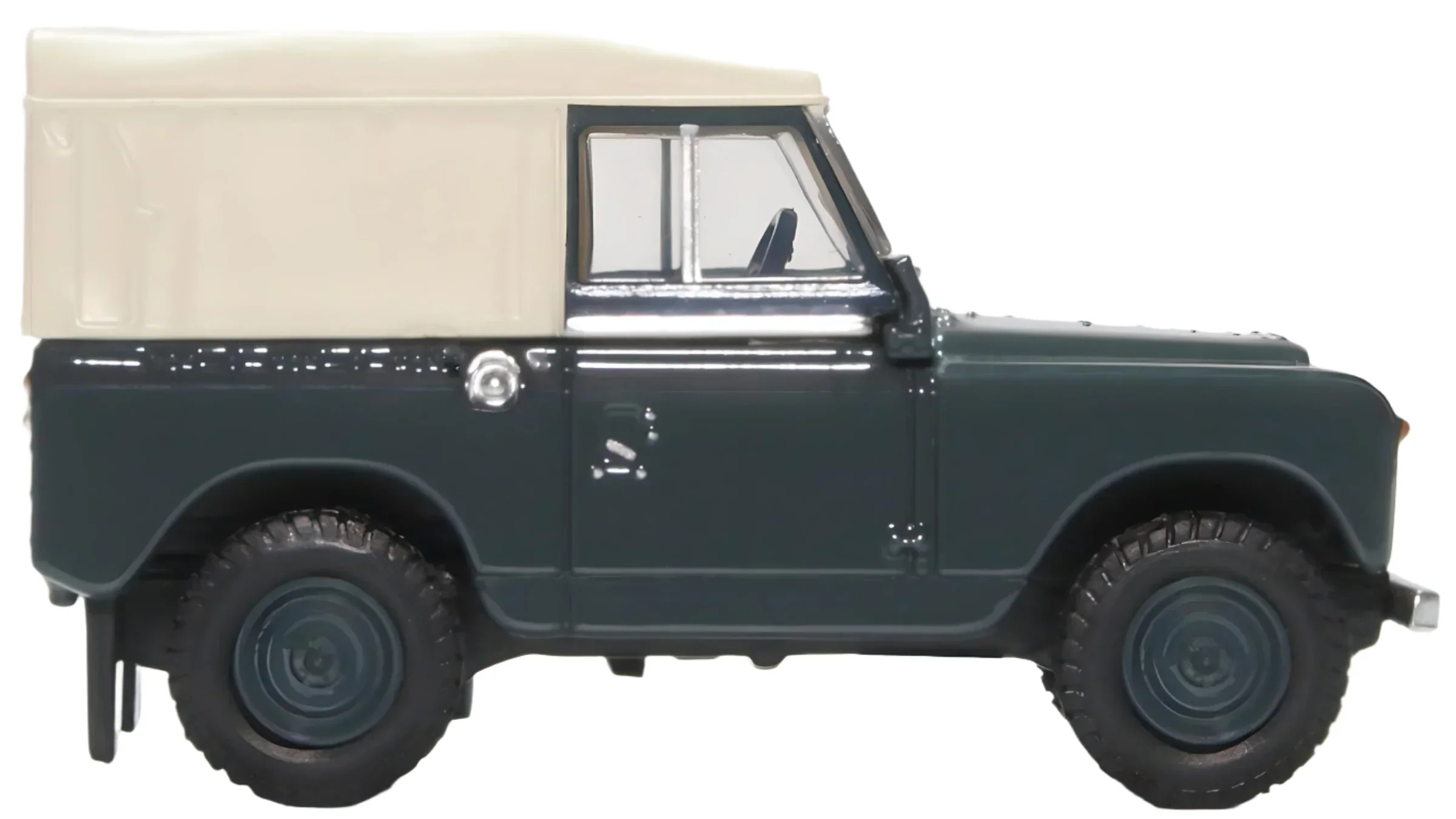 76LR2S007 Land Rover Series II SWB Canvas RAF Police - Image 4