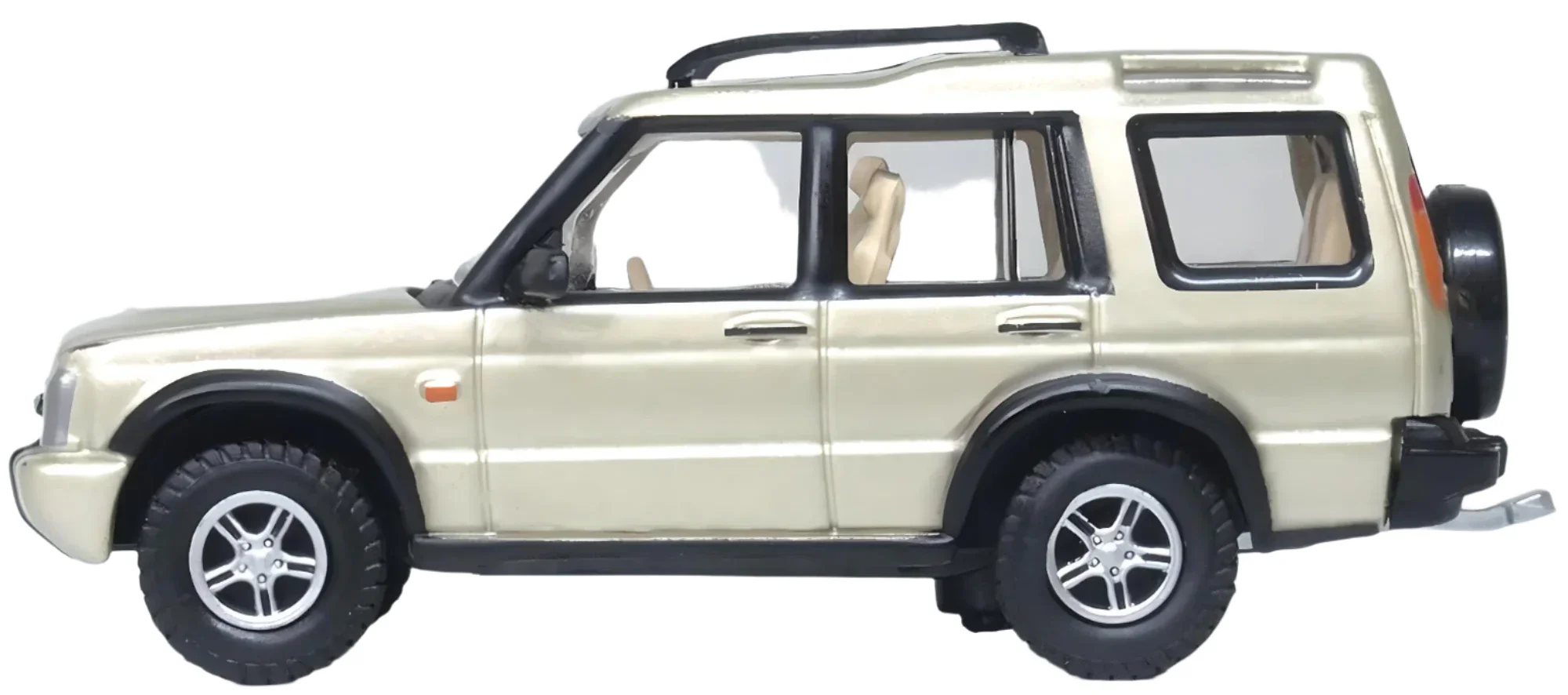 76LRD2002 Land Rover Discovery 2 White Gold - Image 3