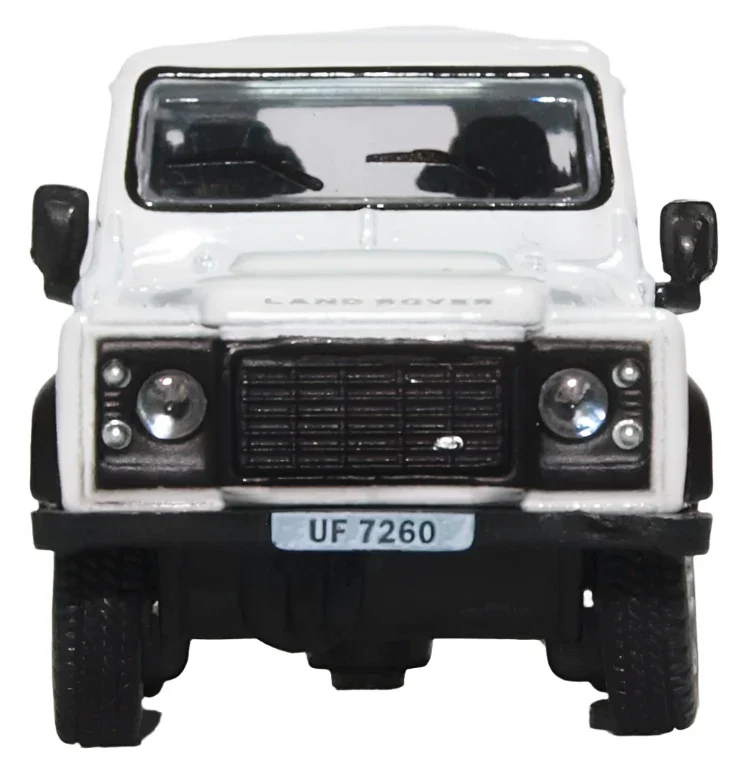 76LRDF012 Land Rover Defender 90 Station Wagon White (HK Reg) - Image 2