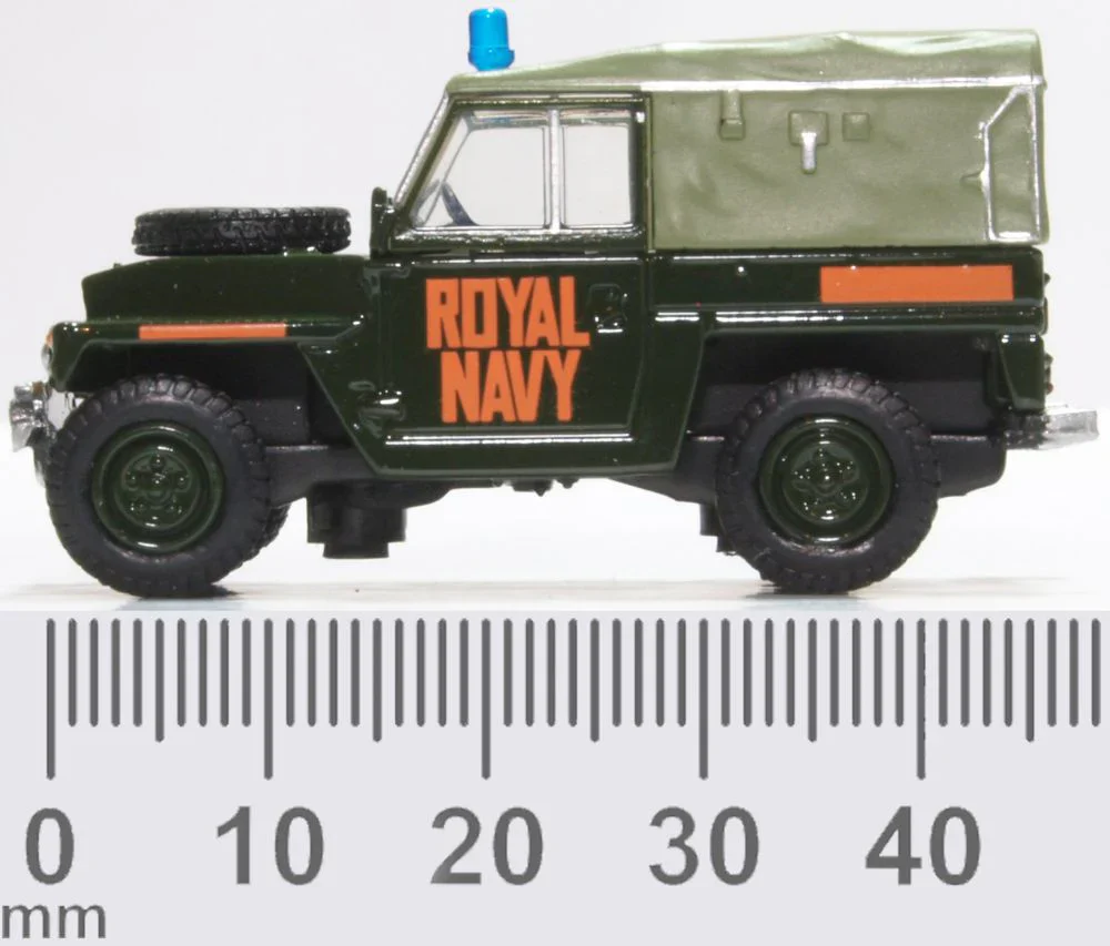 76LRL009 Land Rover Lightweight Royal Navy - Image 6