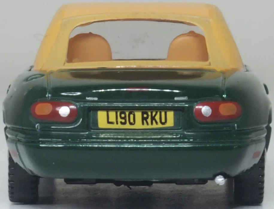 76MAZ002 Mazda MX5 Mk1 (Soft Top) British Racing Green - Image 5