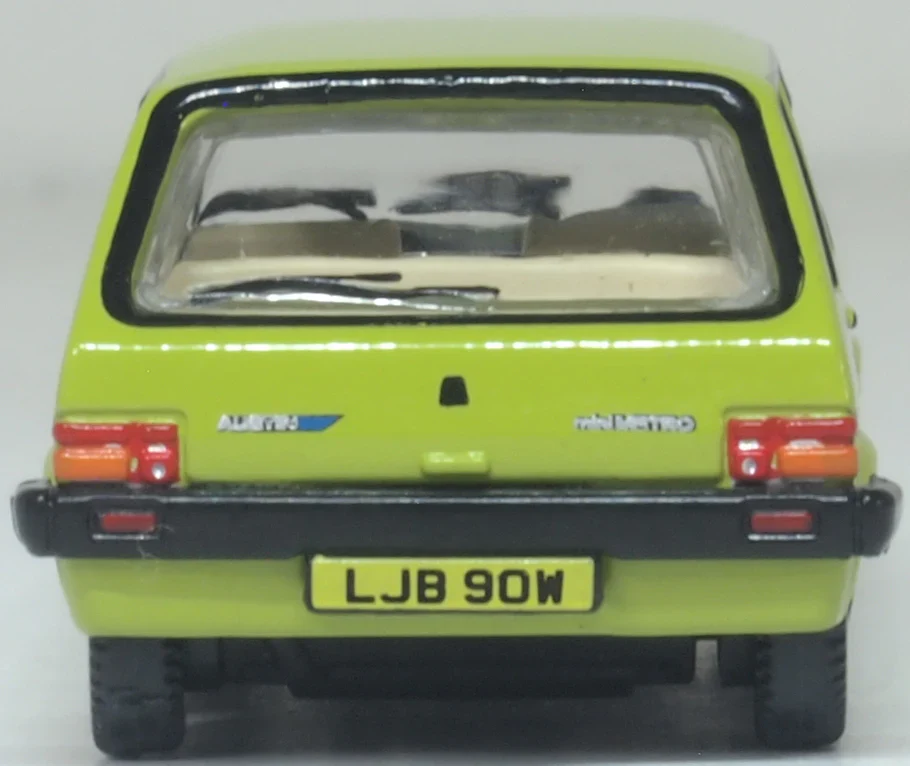 76MET004 Austin Mini Metro Appplejack - Image 4