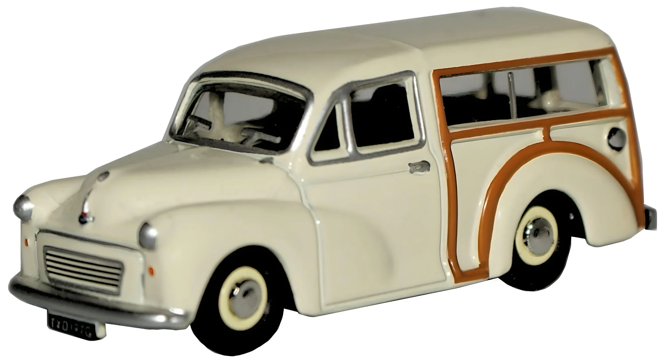 76MMT001 Morris Minor Traveller Old English White