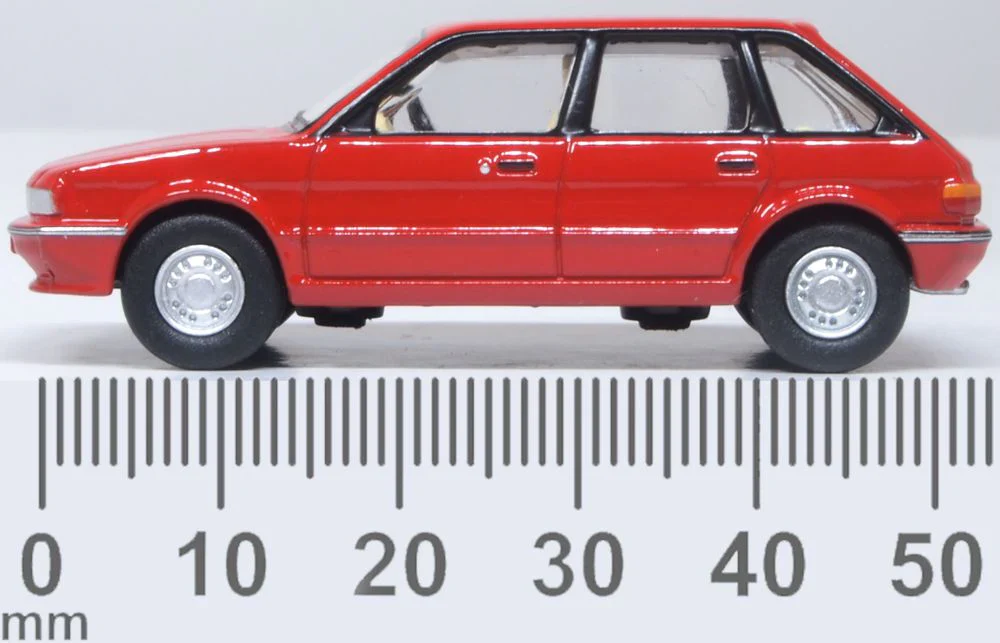 76MST001 Austin Maestro Targa Red - Image 6